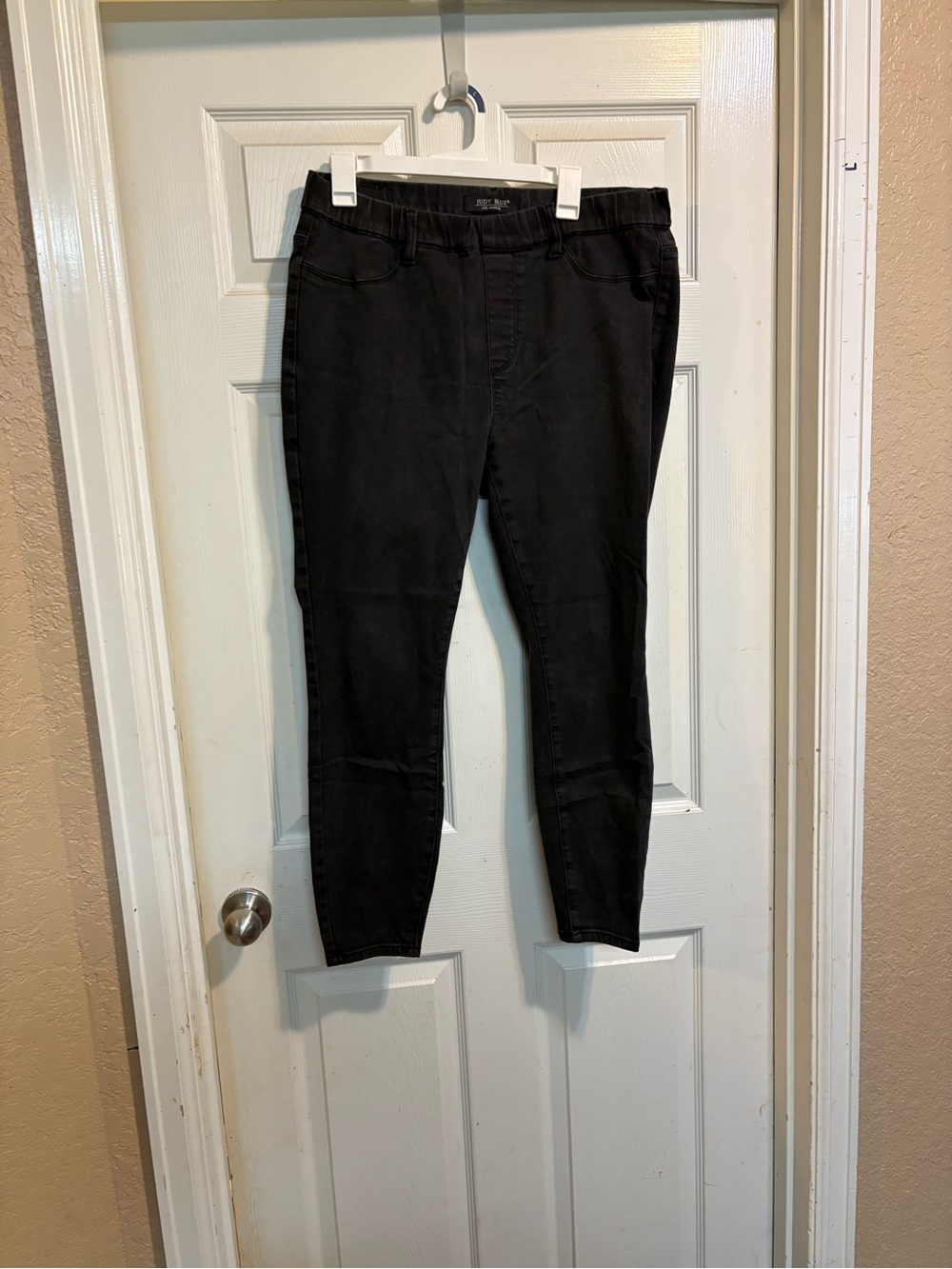 Judy Blue Women's Black Skinny Jeans